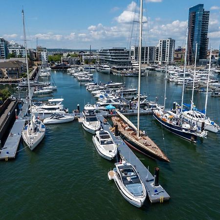 The Greenwich - Two Bedroom Apartment With Parking, Close To Ferry Terminals Southampton Esterno foto