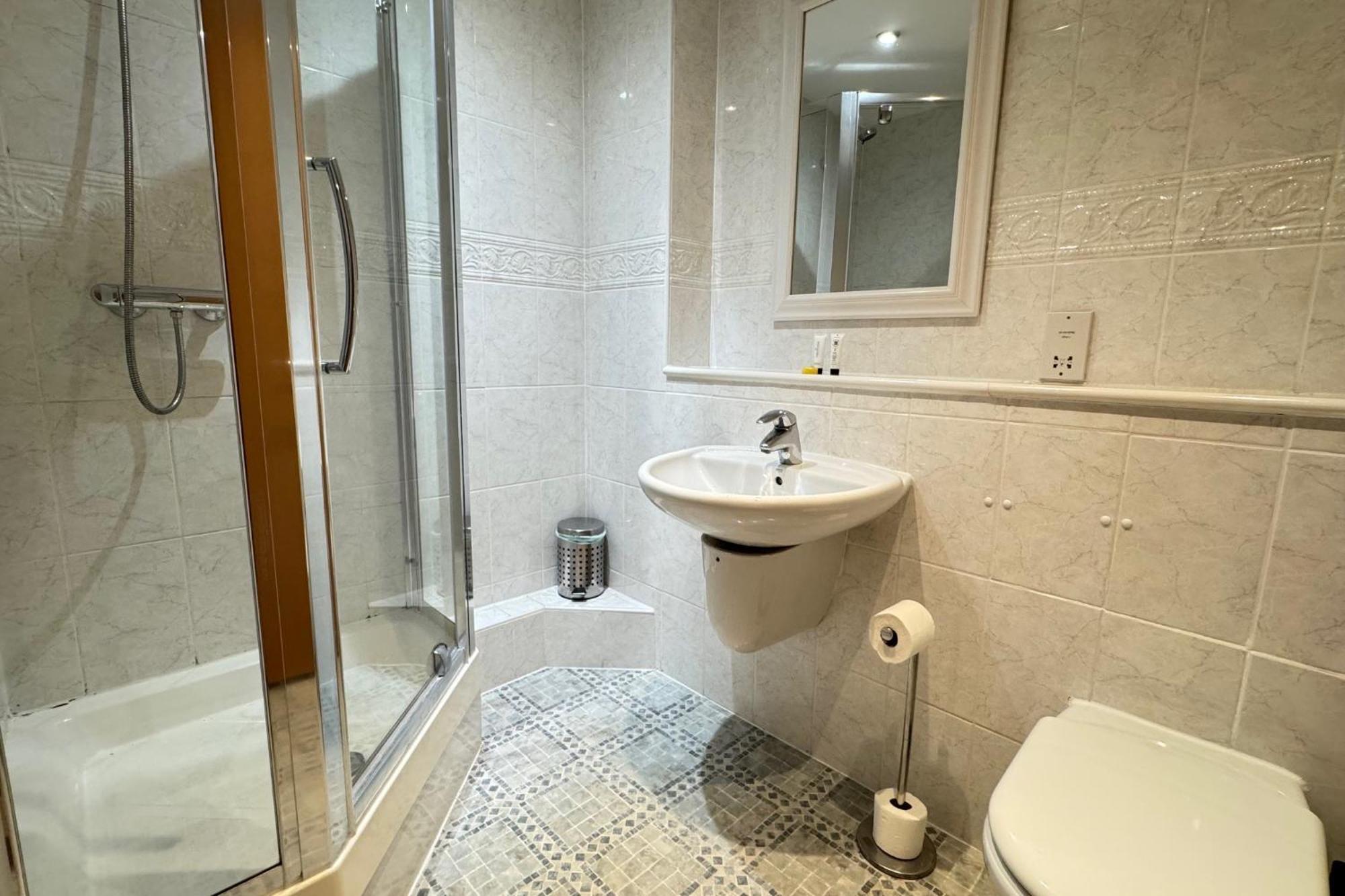 The Greenwich - Two Bedroom Apartment With Parking, Close To Ferry Terminals Southampton Esterno foto