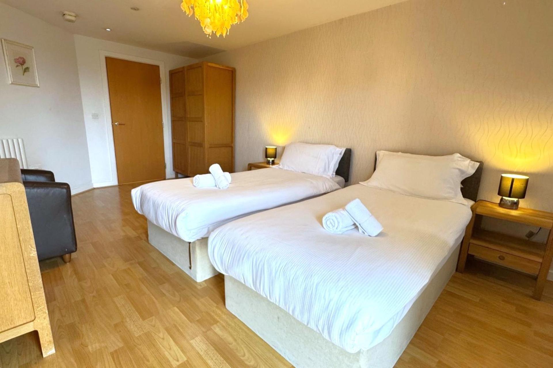 The Greenwich - Two Bedroom Apartment With Parking, Close To Ferry Terminals Southampton Esterno foto