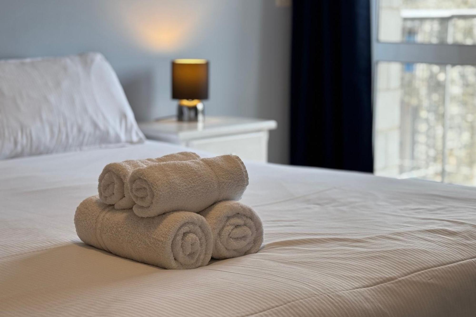 The Greenwich - Two Bedroom Apartment With Parking, Close To Ferry Terminals Southampton Esterno foto